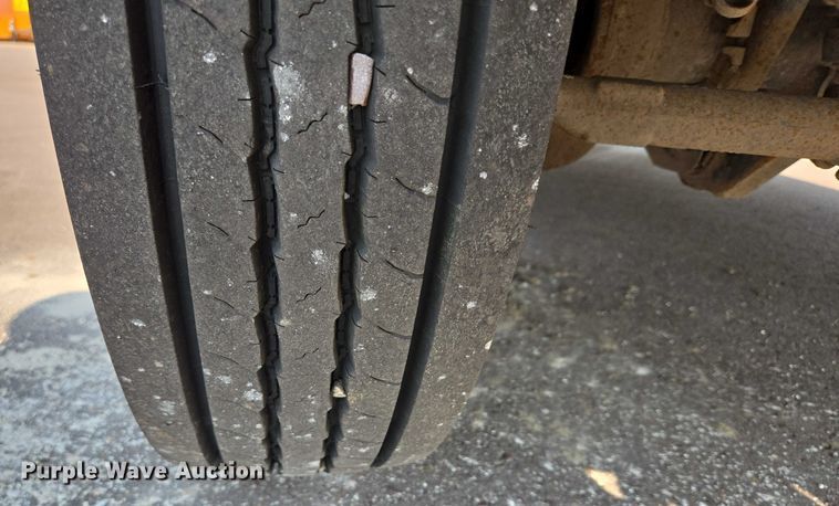 image for item DX7267 2009 Ford F550 box truck