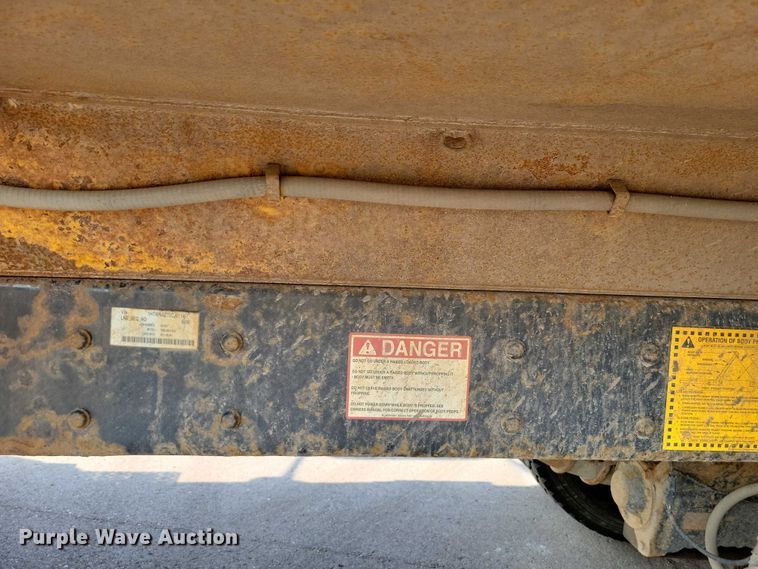 image for item DX7269 2012 International  7500 dump truck