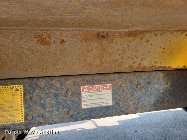 image for item DX7269 2012 International  7500 dump truck