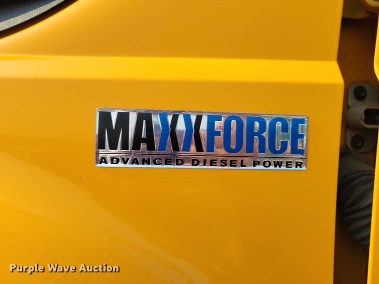 image for item DX7269 2012 International  7500 dump truck