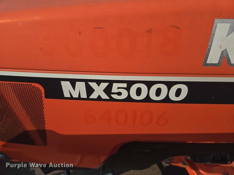 image for item DX7270 2003 Kubota MX5000E tractor