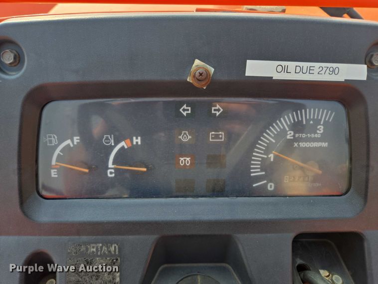 image for item DX7270 2003 Kubota MX5000E tractor