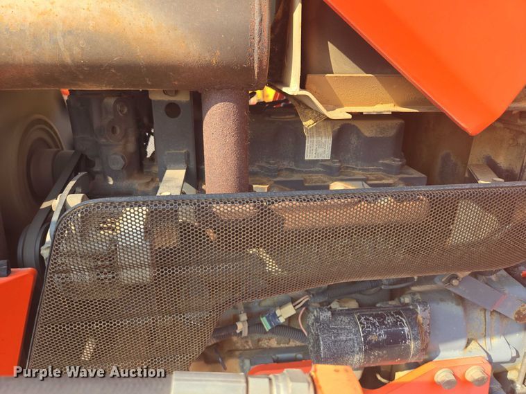 image for item DX7270 2003 Kubota MX5000E tractor