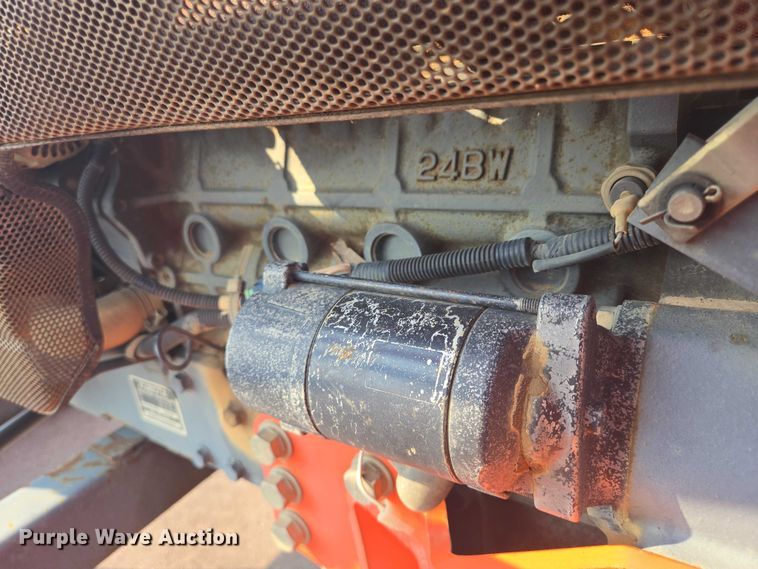 image for item DX7270 2003 Kubota MX5000E tractor