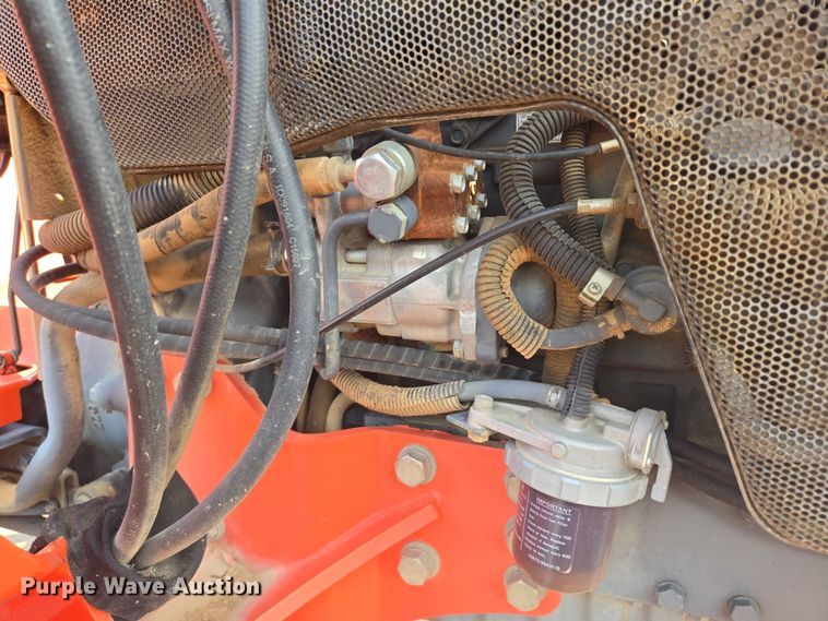 image for item DX7270 2003 Kubota MX5000E tractor