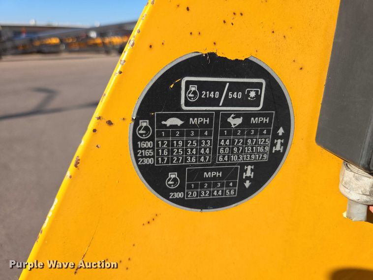 image for item DX7271 1991 Case International 595 tractor