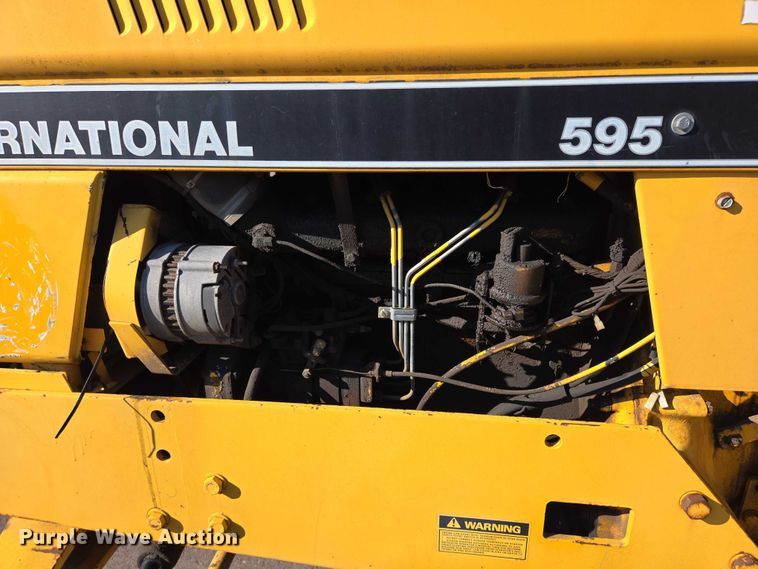 image for item DX7271 1991 Case International 595 tractor