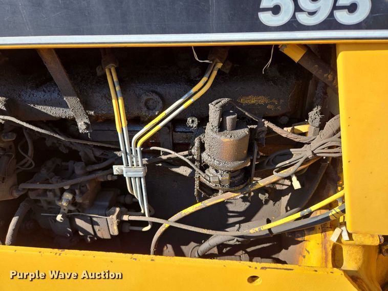 image for item DX7271 1991 Case International 595 tractor