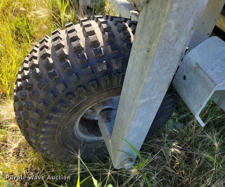 image for item DX7272 (4) Turbocristal portable fans