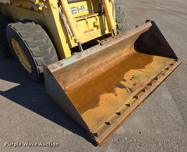 image for item DX7273 2005 Gehl 5640 Turbo skid steer loader