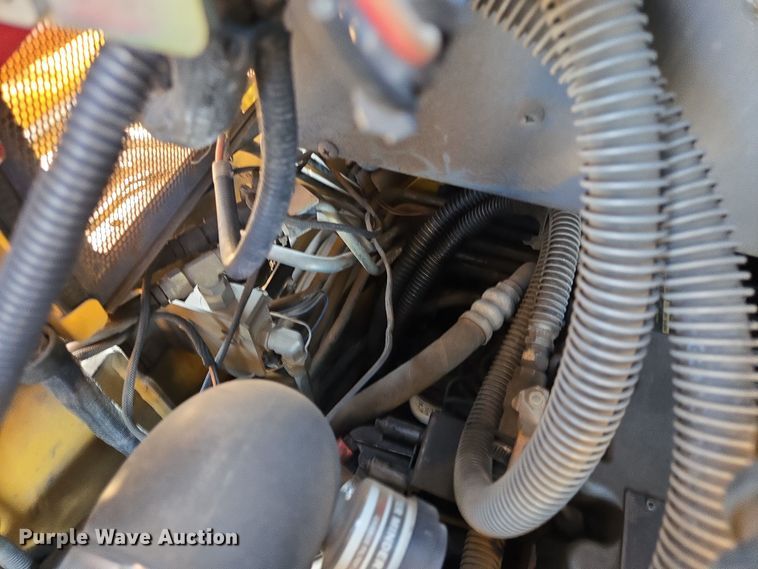 image for item DX7273 2005 Gehl 5640 Turbo skid steer loader