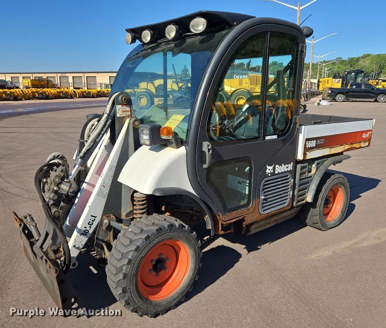 image for item DX7274 2013 Bobcat 5600 Toolcat utility vehicle