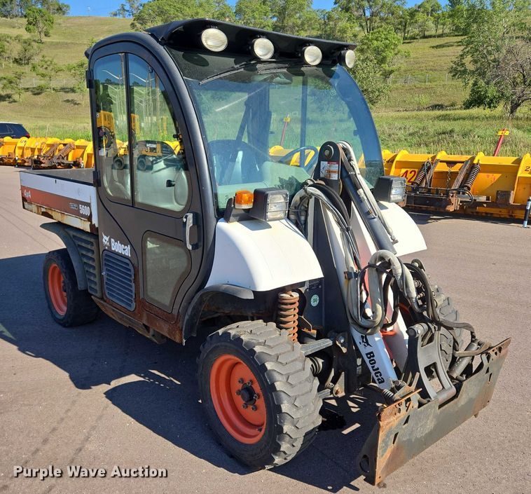 image for item DX7274 2013 Bobcat 5600 Toolcat utility vehicle