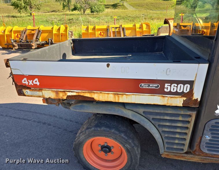 image for item DX7274 2013 Bobcat 5600 Toolcat utility vehicle