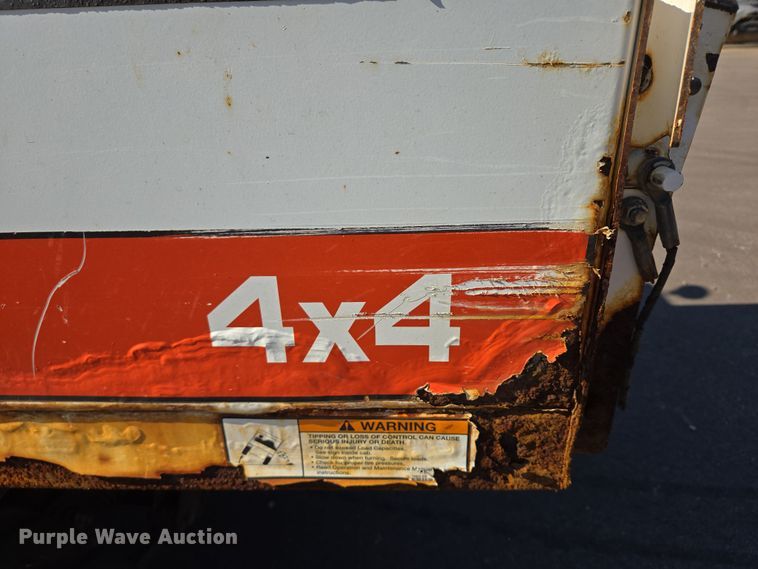 image for item DX7274 2013 Bobcat 5600 Toolcat utility vehicle