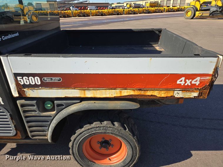 image for item DX7274 2013 Bobcat 5600 Toolcat utility vehicle