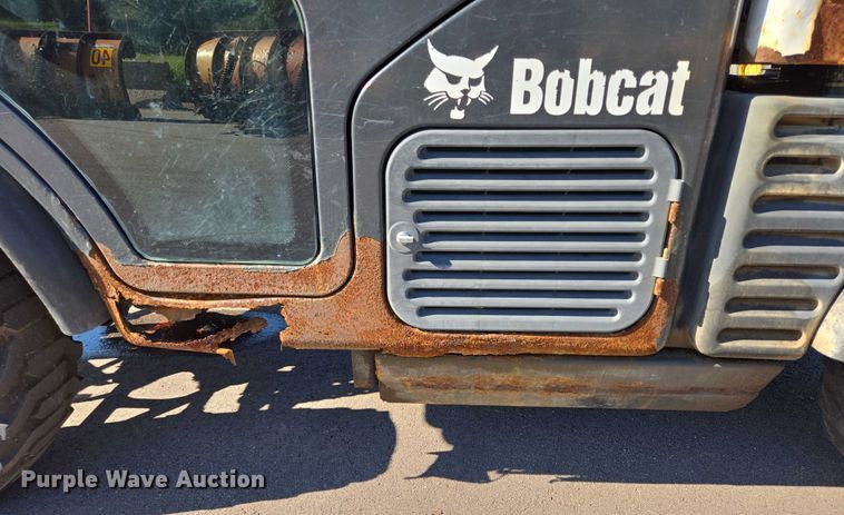 image for item DX7274 2013 Bobcat 5600 Toolcat utility vehicle
