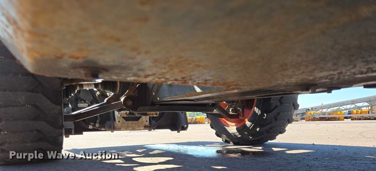 image for item DX7274 2013 Bobcat 5600 Toolcat utility vehicle