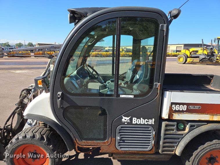 image for item DX7274 2013 Bobcat 5600 Toolcat utility vehicle