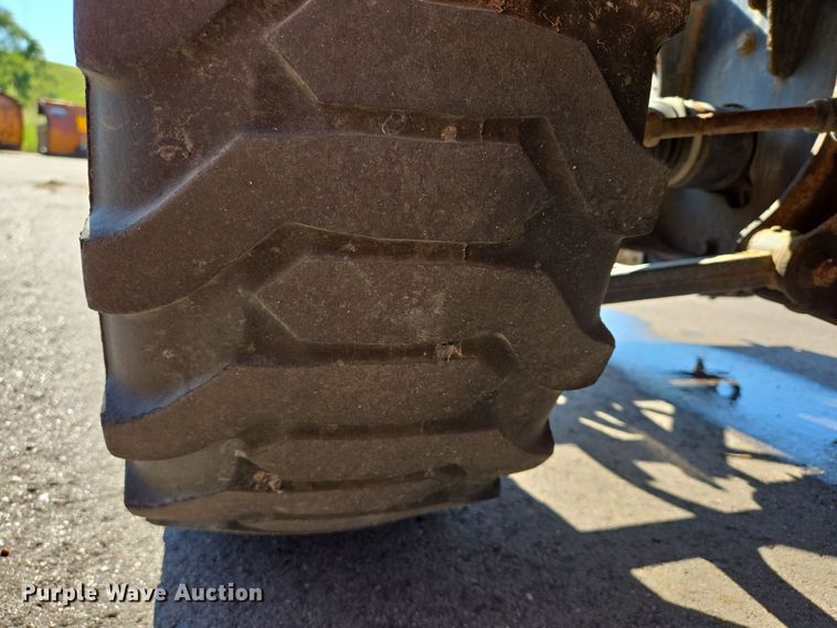 image for item DX7274 2013 Bobcat 5600 Toolcat utility vehicle