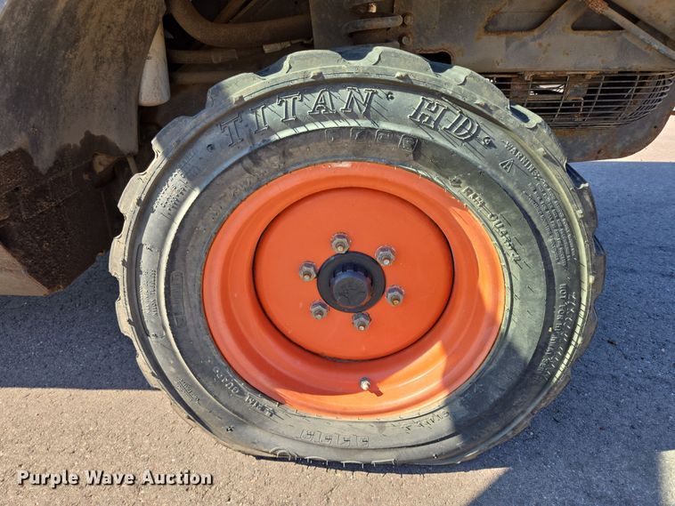 image for item DX7274 2013 Bobcat 5600 Toolcat utility vehicle