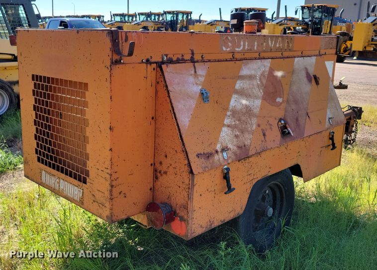 image for item DX7275 1986 Sullivan D175Q air compressor