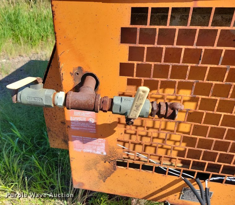 image for item DX7275 1986 Sullivan D175Q air compressor