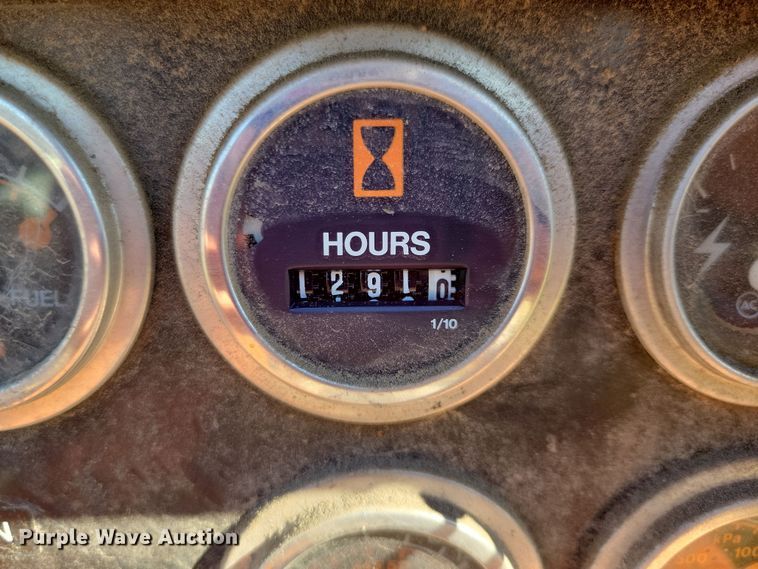 image for item DX7275 1986 Sullivan D175Q air compressor