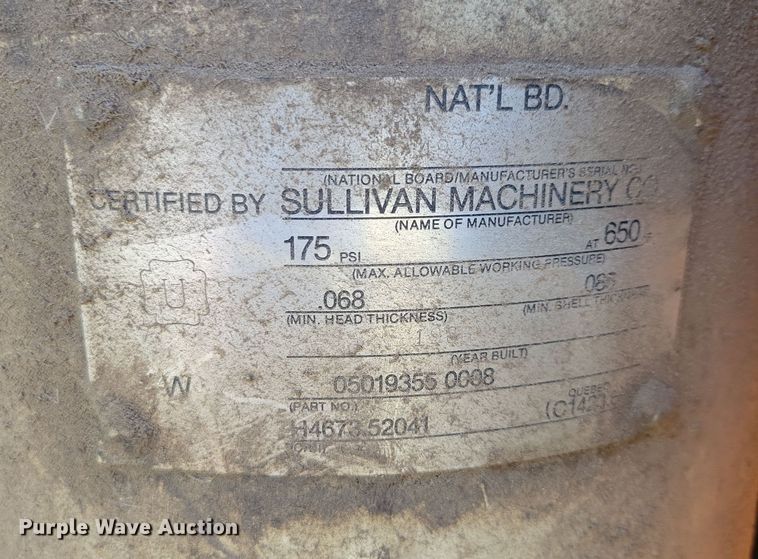 image for item DX7275 1986 Sullivan D175Q air compressor