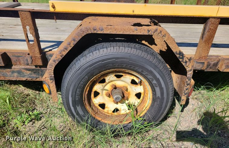 image for item DX7278 2014 PJ utility trailer