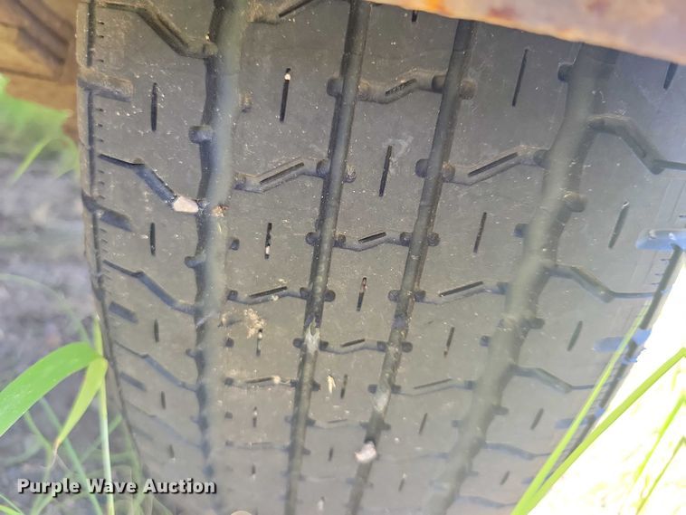 image for item DX7278 2014 PJ utility trailer