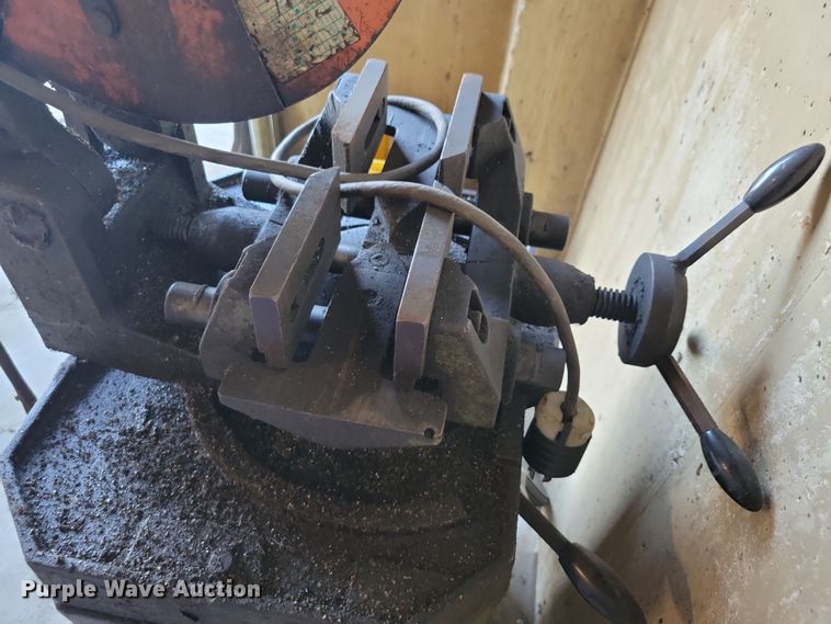 image for item DX7287 Bewo chop saw