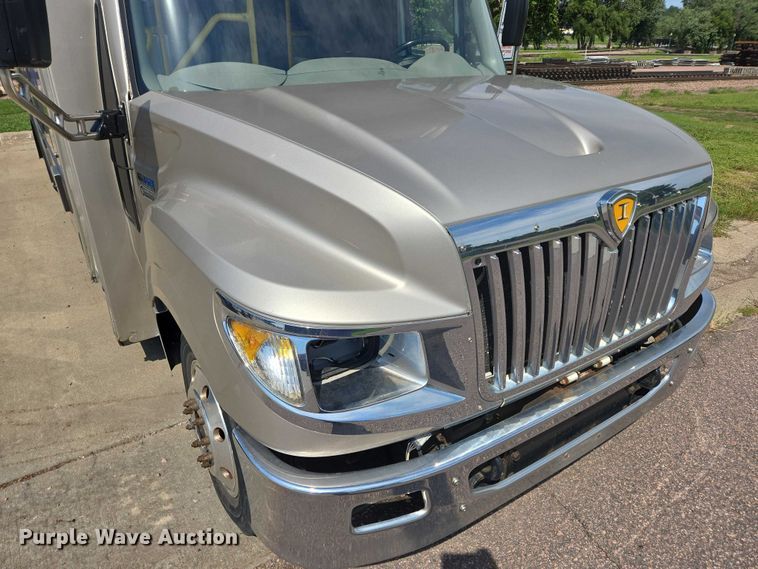 image for item DX7301 2013 IC shuttle bus