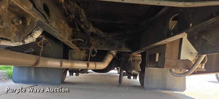 image for item DX7301 2013 IC shuttle bus