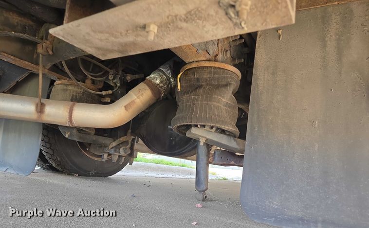 image for item DX7301 2013 IC shuttle bus