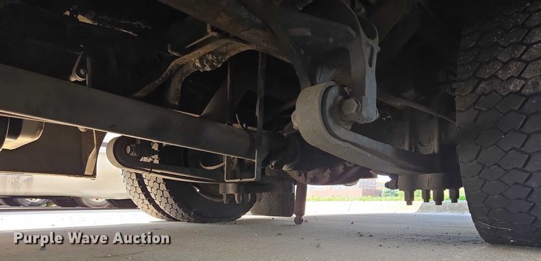 image for item DX7301 2013 IC shuttle bus