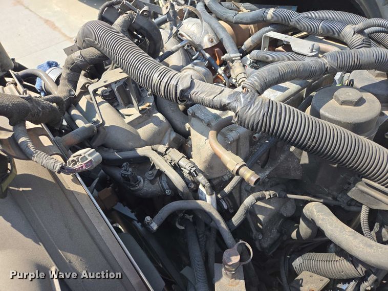 image for item DX7301 2013 IC shuttle bus