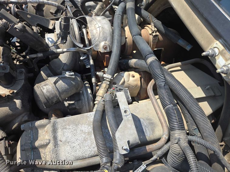 image for item DX7301 2013 IC shuttle bus