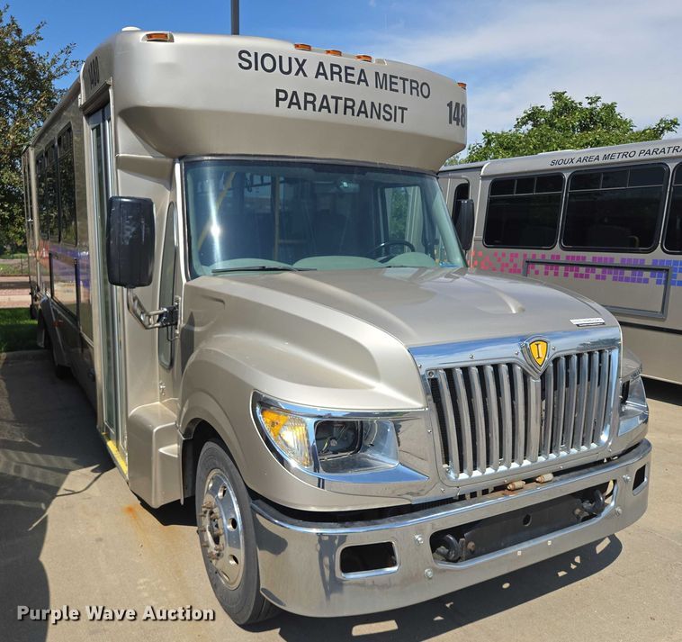 image for item DX7302 2015 IC shuttle bus