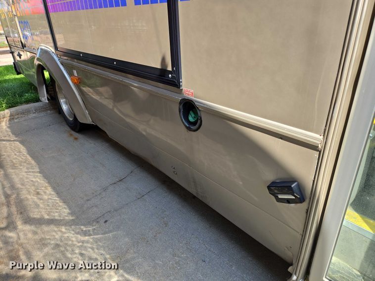 image for item DX7302 2015 IC shuttle bus