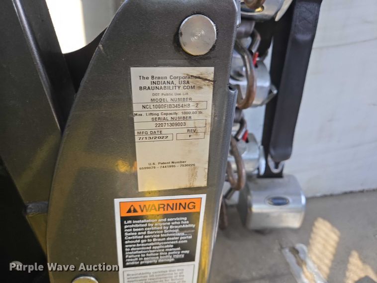 image for item DX7302 2015 IC shuttle bus