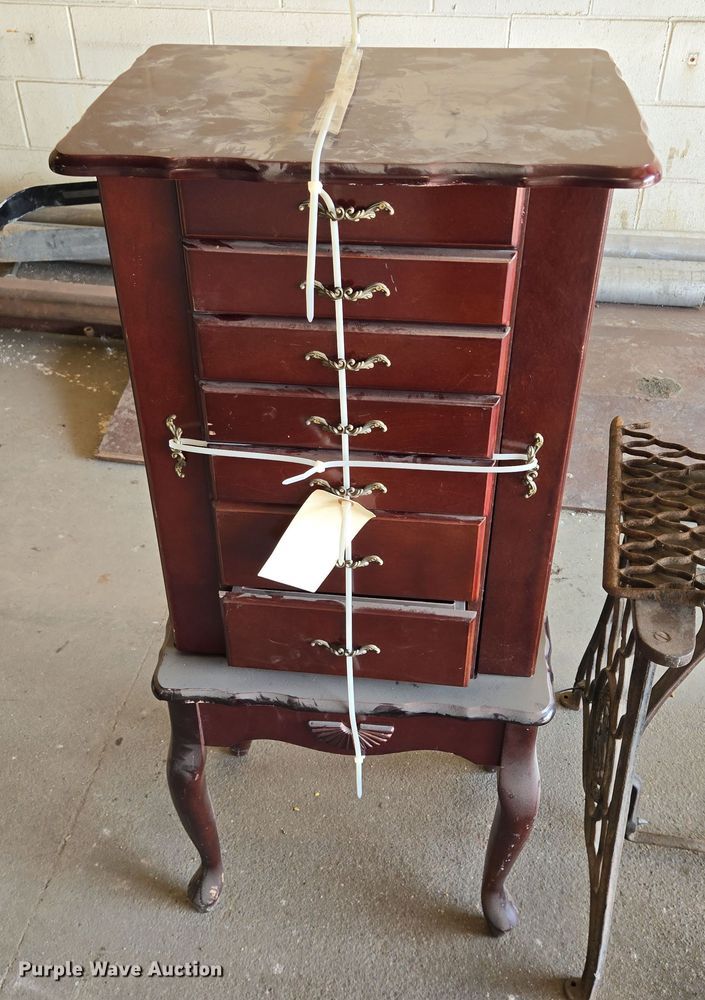 image for item DX7313 Furniture