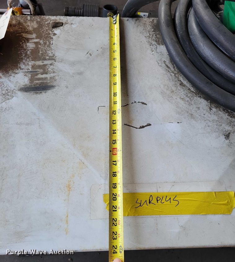 image for item DX7319 Transfer tank