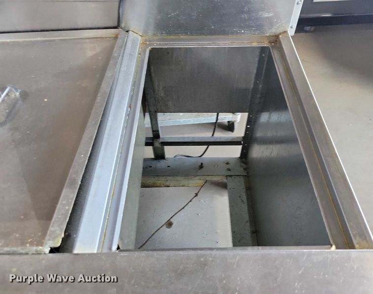 image for item DX7323 Restaurant equipment