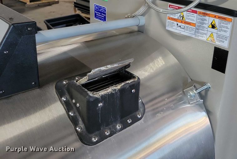 image for item DX7325 Milnor washer and dryer