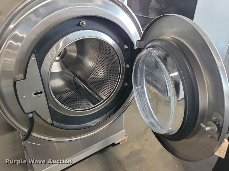 image for item DX7325 Milnor washer and dryer