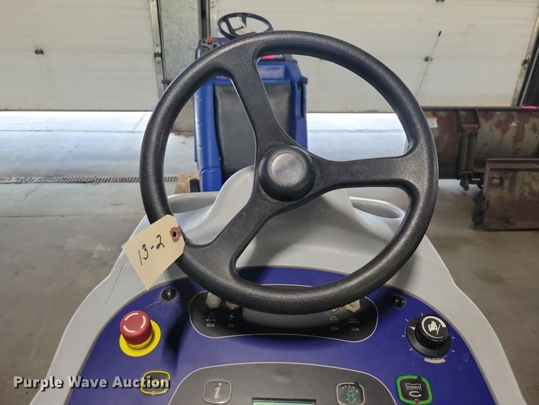 image for item DX7330 Advance ecoflex SC1500 REV floor scrubber