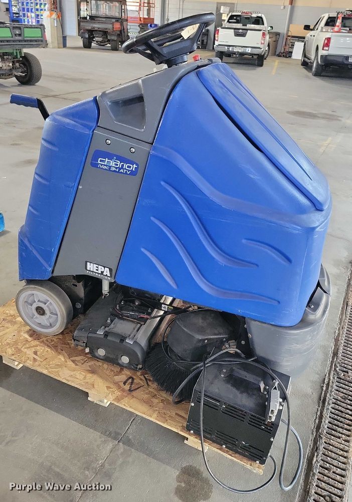 image for item DX7331 Chariot iVac 34 ATV vacuum 