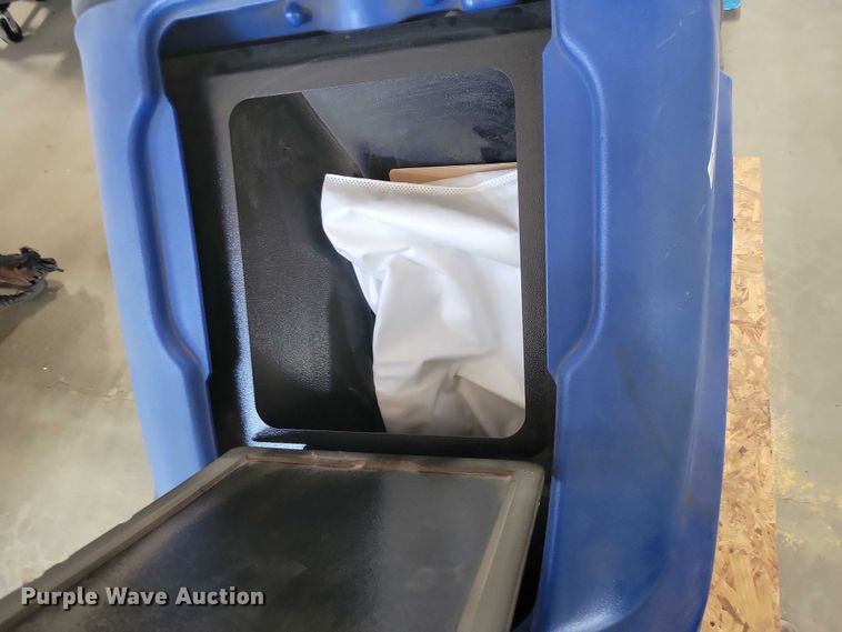 image for item DX7331 Chariot iVac 34 ATV vacuum 