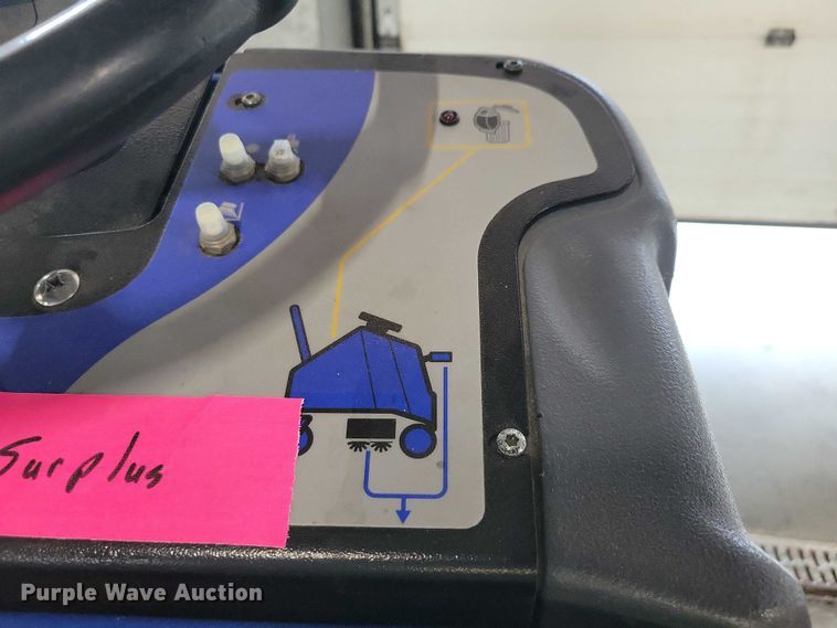 image for item DX7331 Chariot iVac 34 ATV vacuum 